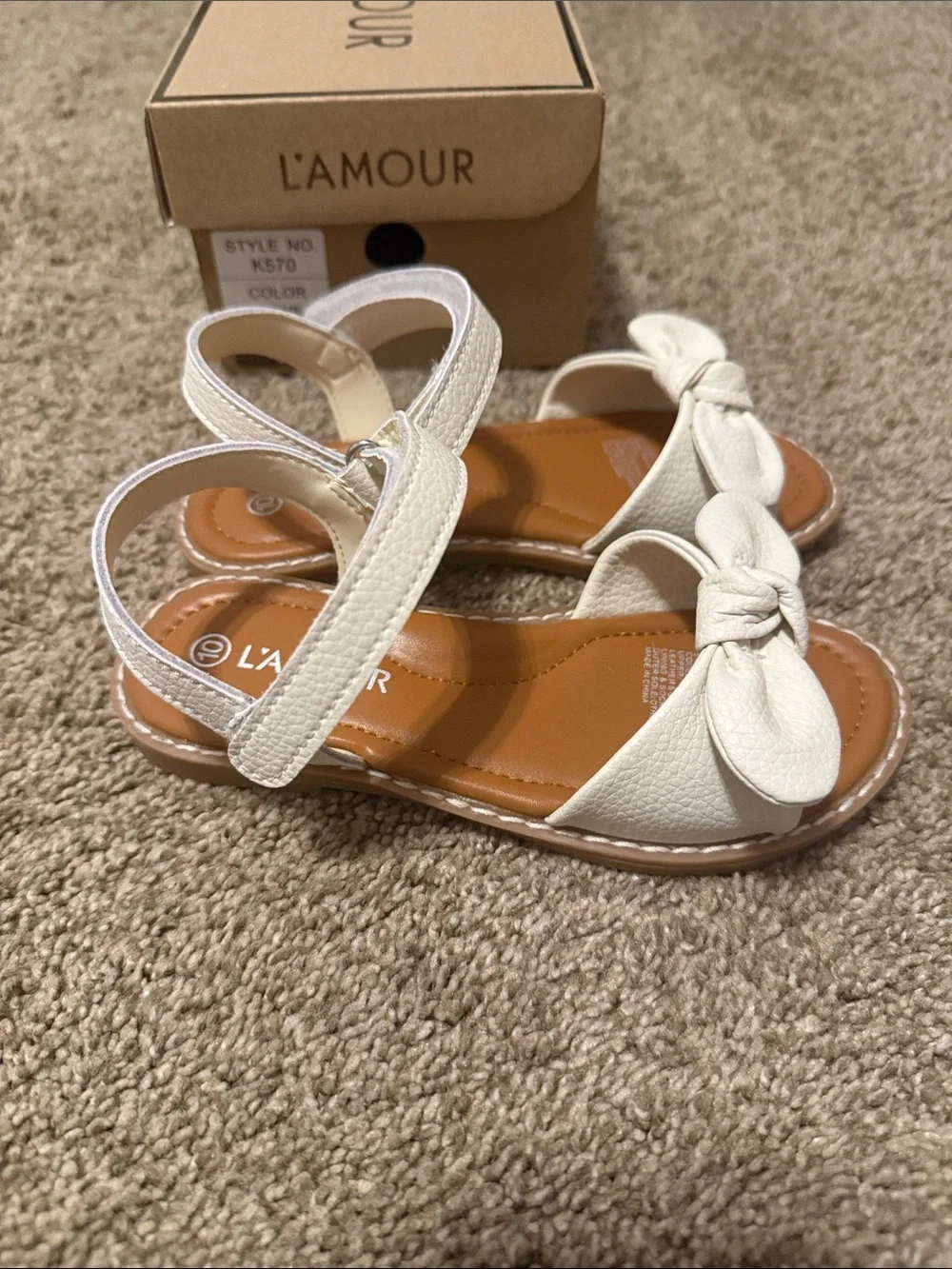 L'Amour White Knot-Front Girls' Sandals